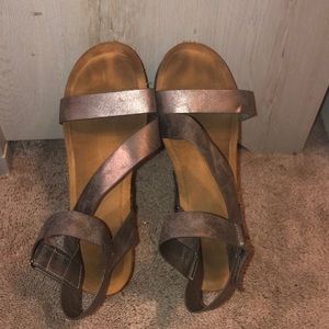 pierre dumas silver heels